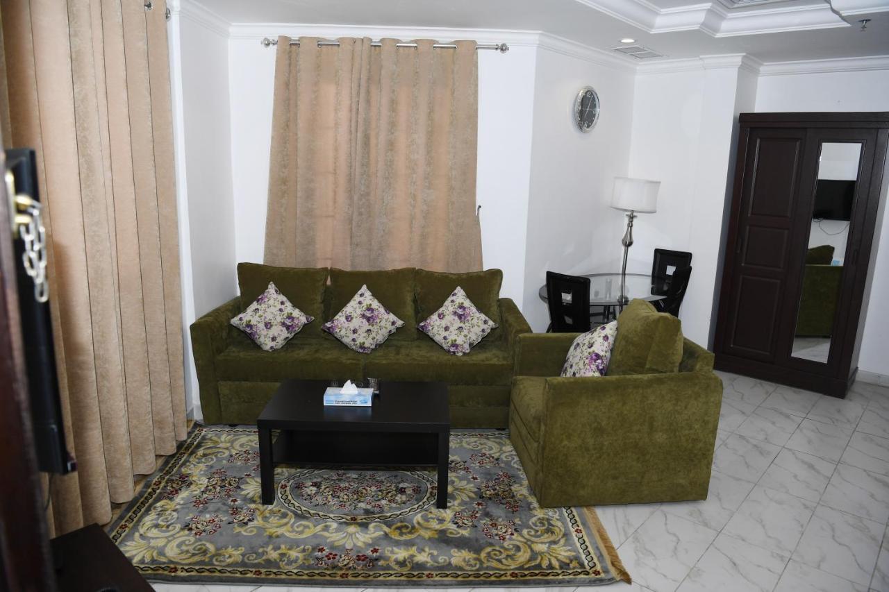 Continental Suite Salmiya Bagian luar foto