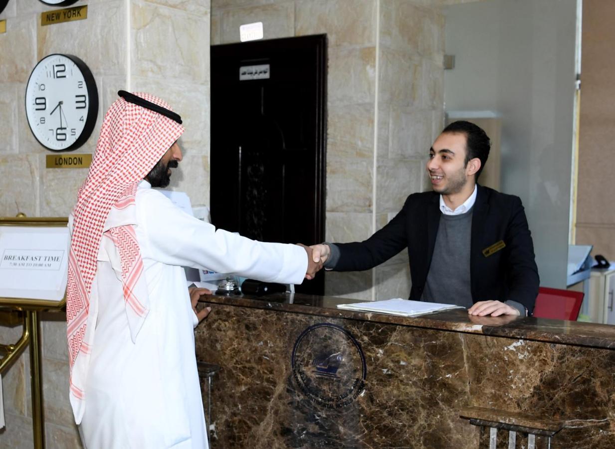 Continental Suite Salmiya Bagian luar foto