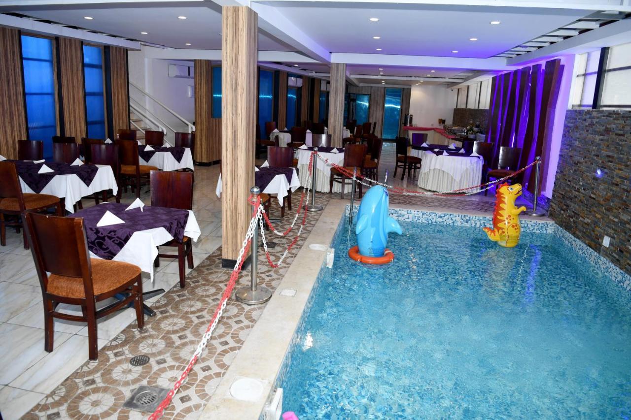 Continental Suite Salmiya Bagian luar foto